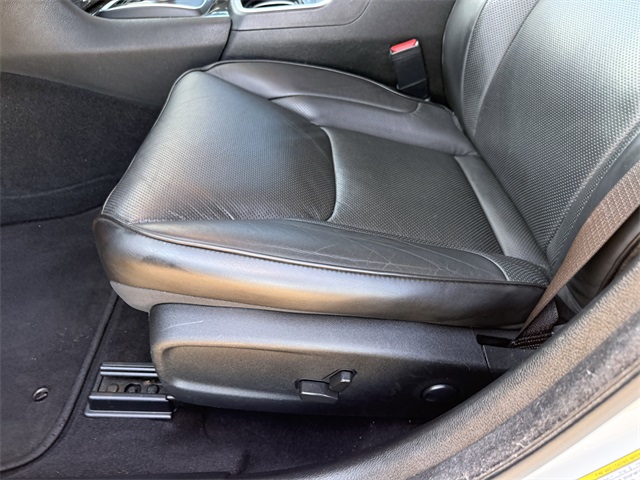 2022 Chrysler 300 Touring White at AutoSavvy Houston Southwest