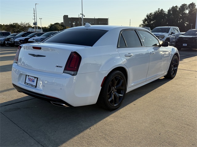 2022 Chrysler 300 Touring White at AutoSavvy Houston Southwest