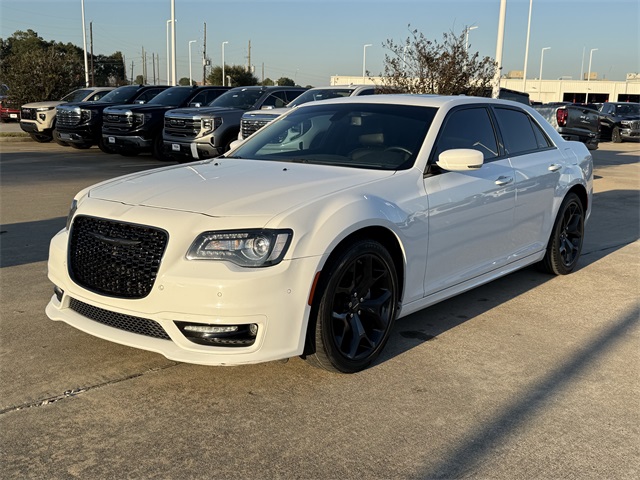 2022 Chrysler 300 Touring White at AutoSavvy Houston Southwest