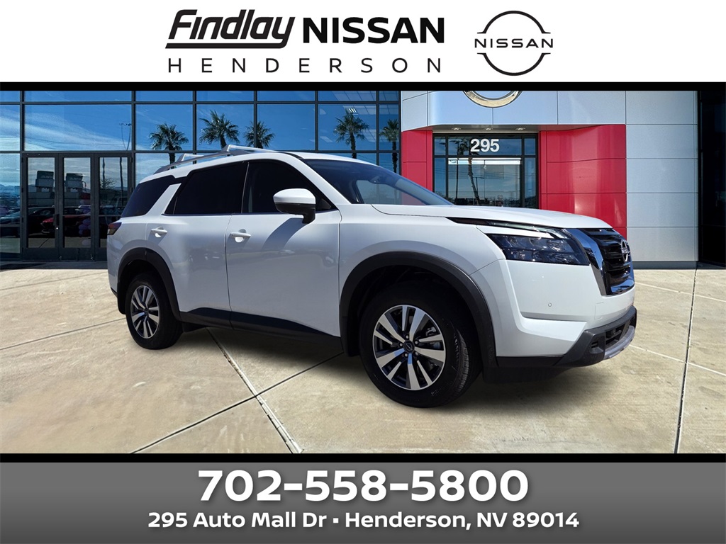 2025 Nissan Pathfinder SL