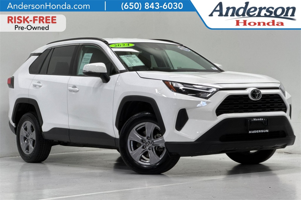 2024 Toyota RAV4 XLE FWD