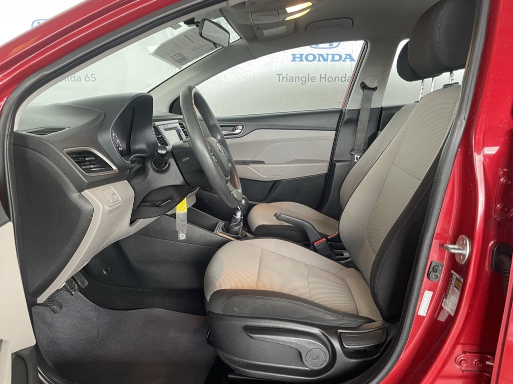 Thumbnail: 2019 Hyundai Accent - 10