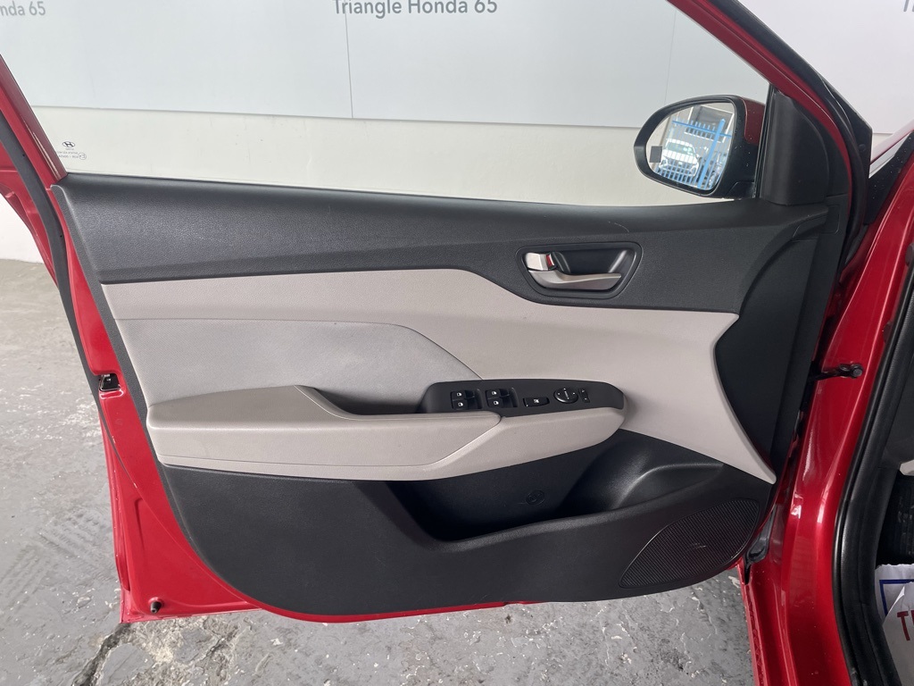 Thumbnail: 2019 Hyundai Accent - 21