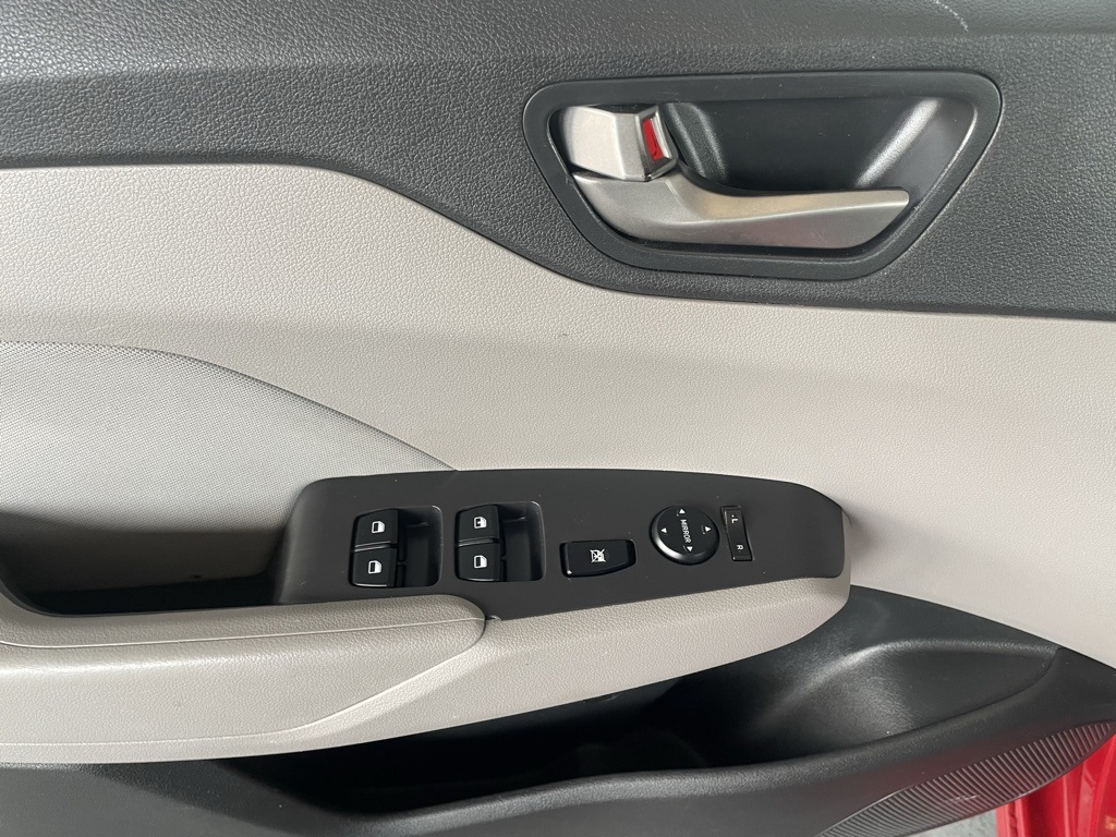 Thumbnail: 2019 Hyundai Accent - 22