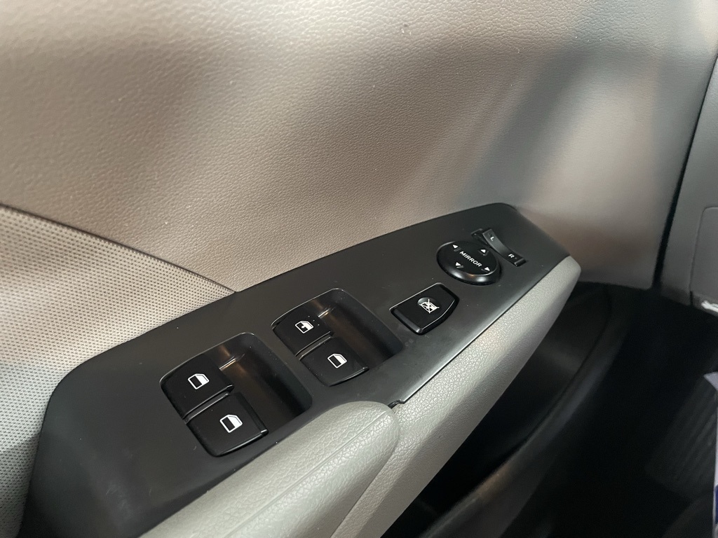 Thumbnail: 2019 Hyundai Accent - 23
