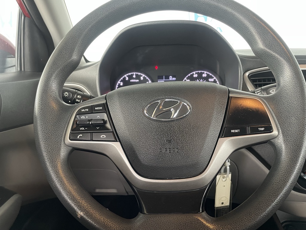 Thumbnail: 2019 Hyundai Accent - 32