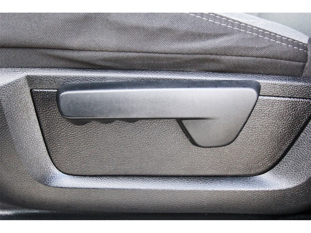 2022 Ram 2500 Big Horn White at South Houston Nissan