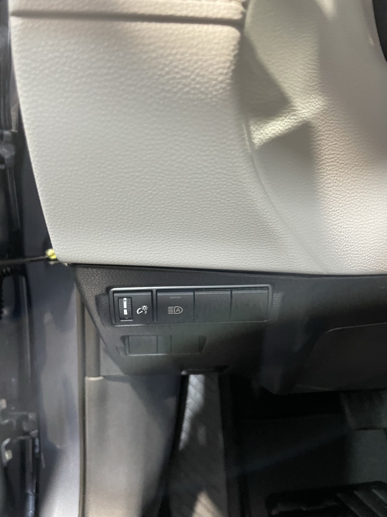 Thumbnail: 2026 Toyota Corolla Cross - 29