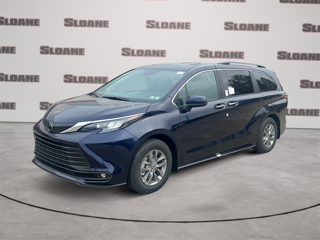 2026 Toyota Sienna XLE 7-Passenger AWD