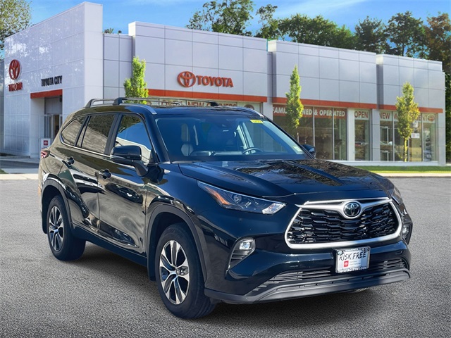 2023 Toyota Highlander XLE AWD