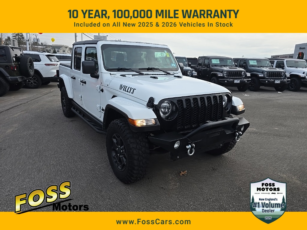 2023 Jeep Gladiator Willys Crew Cab 4WD