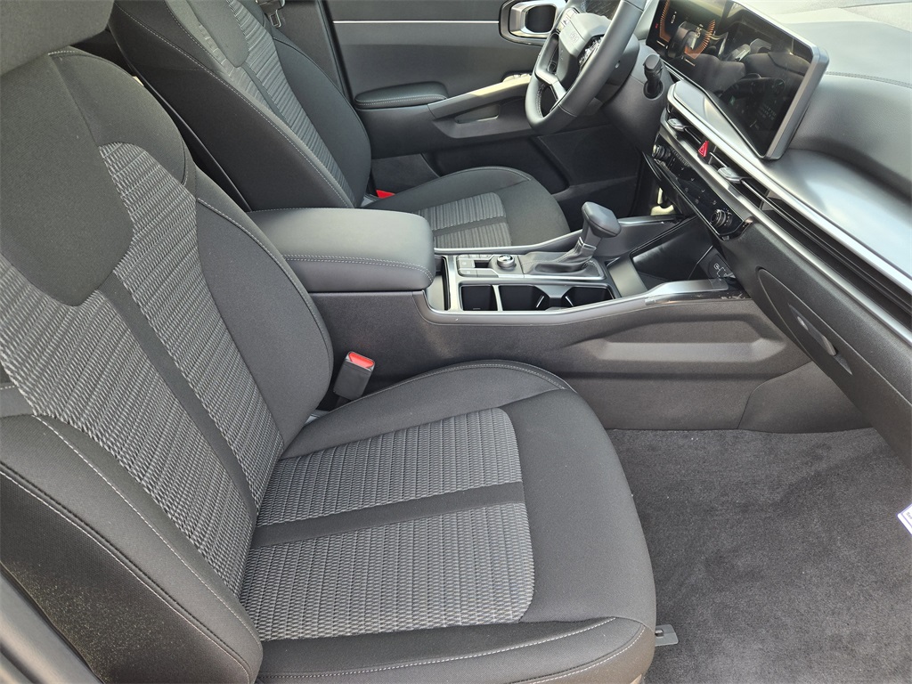 2026 Kia Sorento LX White at Shottenkirk Kia Fort Bend