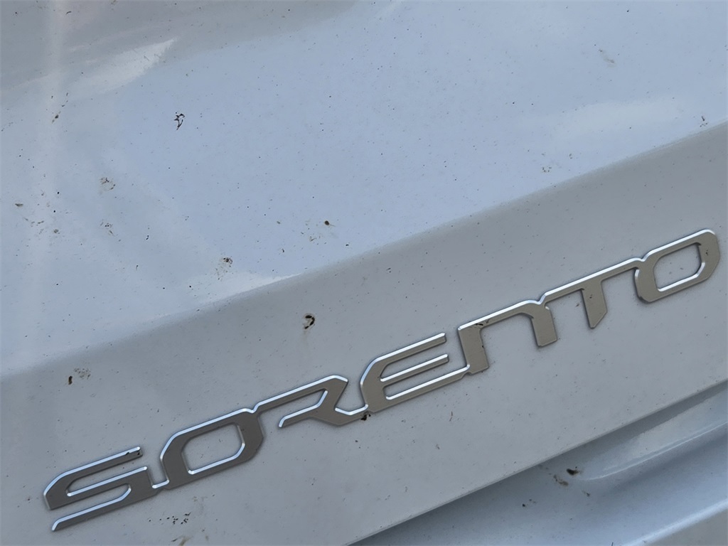 2026 Kia Sorento LX White at Shottenkirk Kia Fort Bend