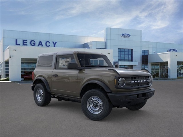 2025 Ford Bronco Base Gray at Classic Ford Galveston