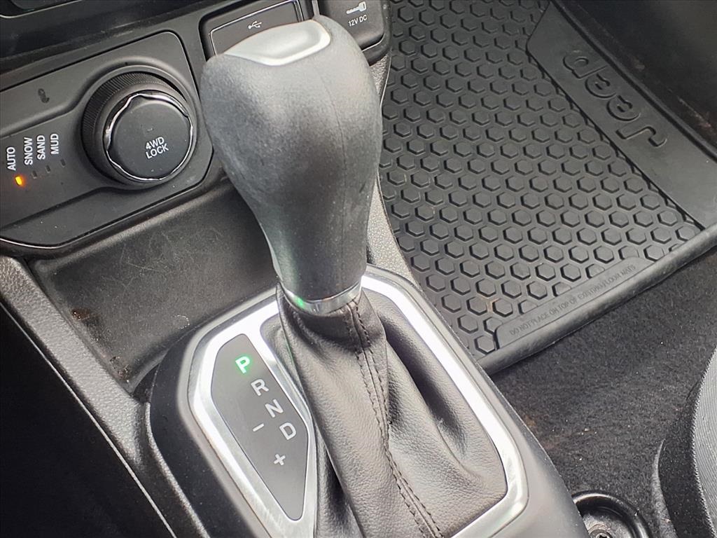 2023 Jeep Renegade Altitude Yellow at Mac Haik CDJR North Houston