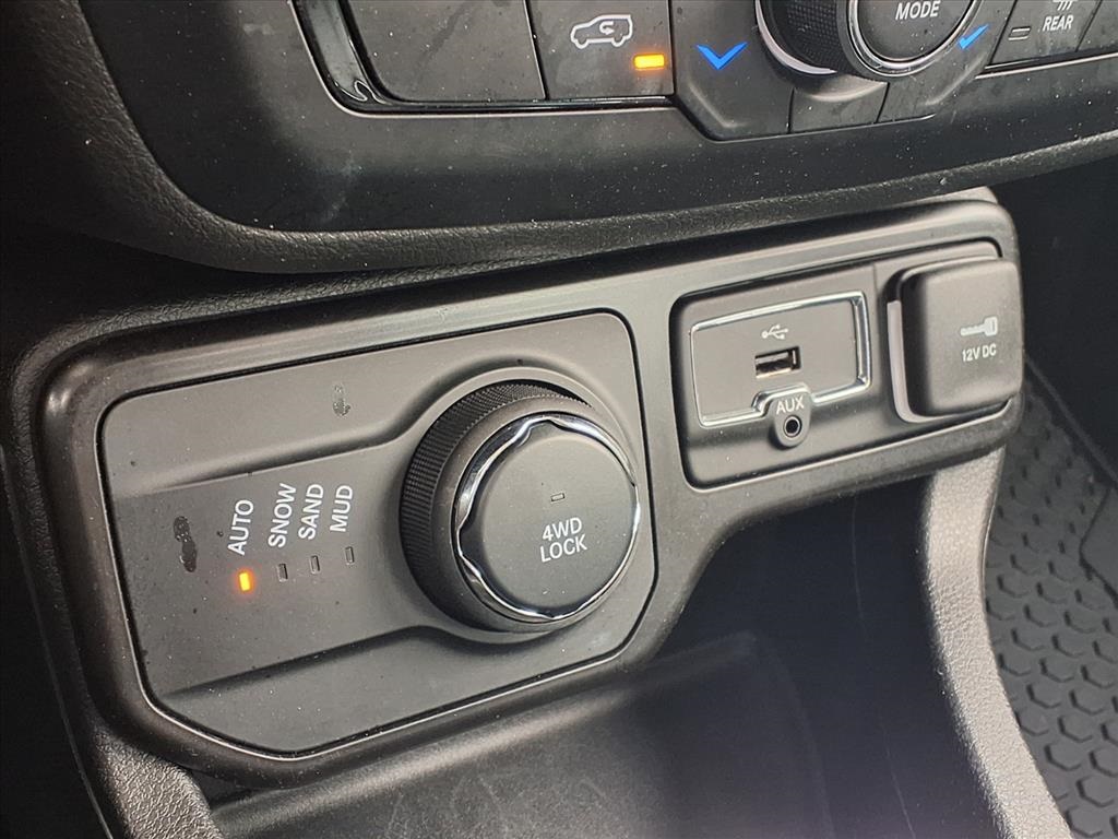 2023 Jeep Renegade Altitude Yellow at Mac Haik CDJR North Houston