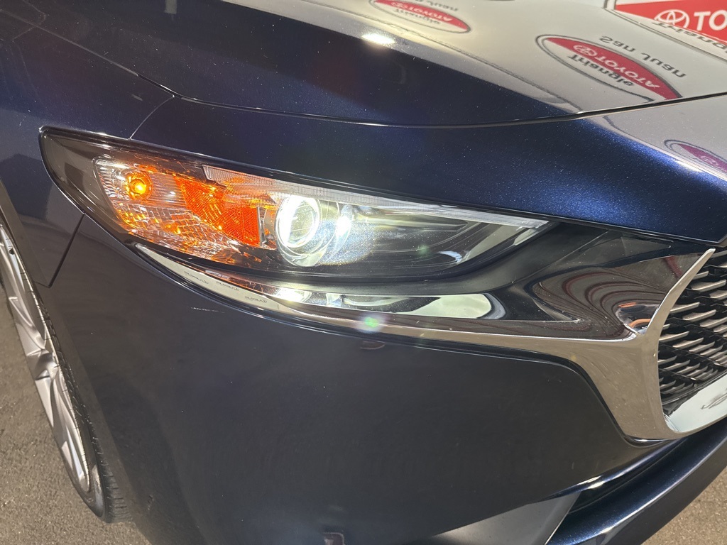 Thumbnail: 2022 Mazda Mazda3 - 10