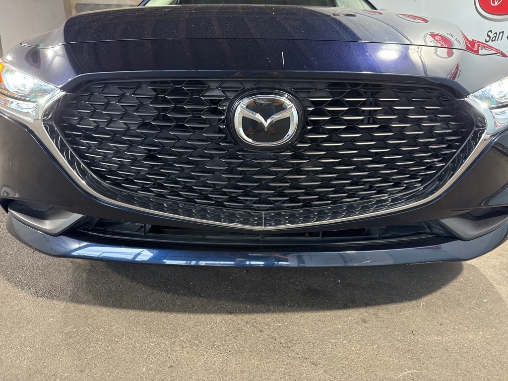 Thumbnail: 2022 Mazda Mazda3 - 11