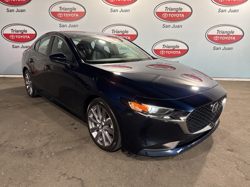 Thumbnail: 2022 Mazda Mazda3 - 3