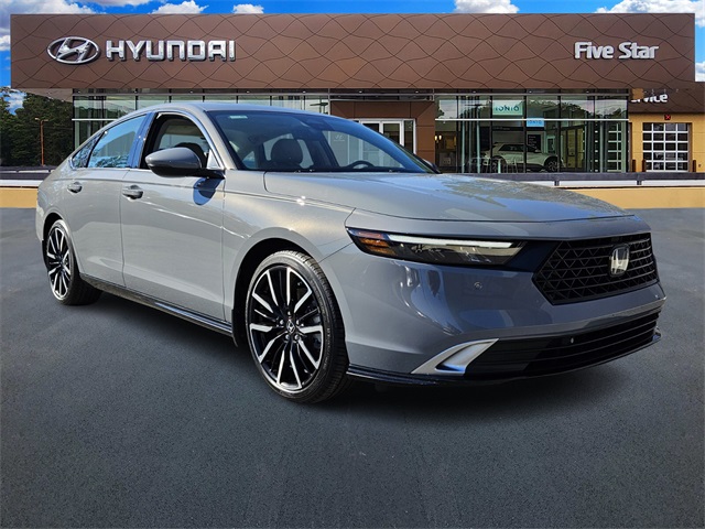 2025 Honda Accord Hybrid Touring FWD