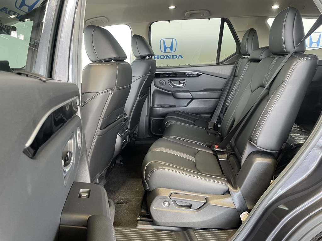 Thumbnail: 2025 Honda Pilot - 14