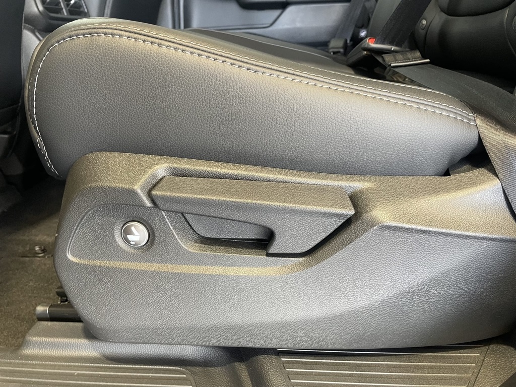 Thumbnail: 2025 Honda Pilot - 15