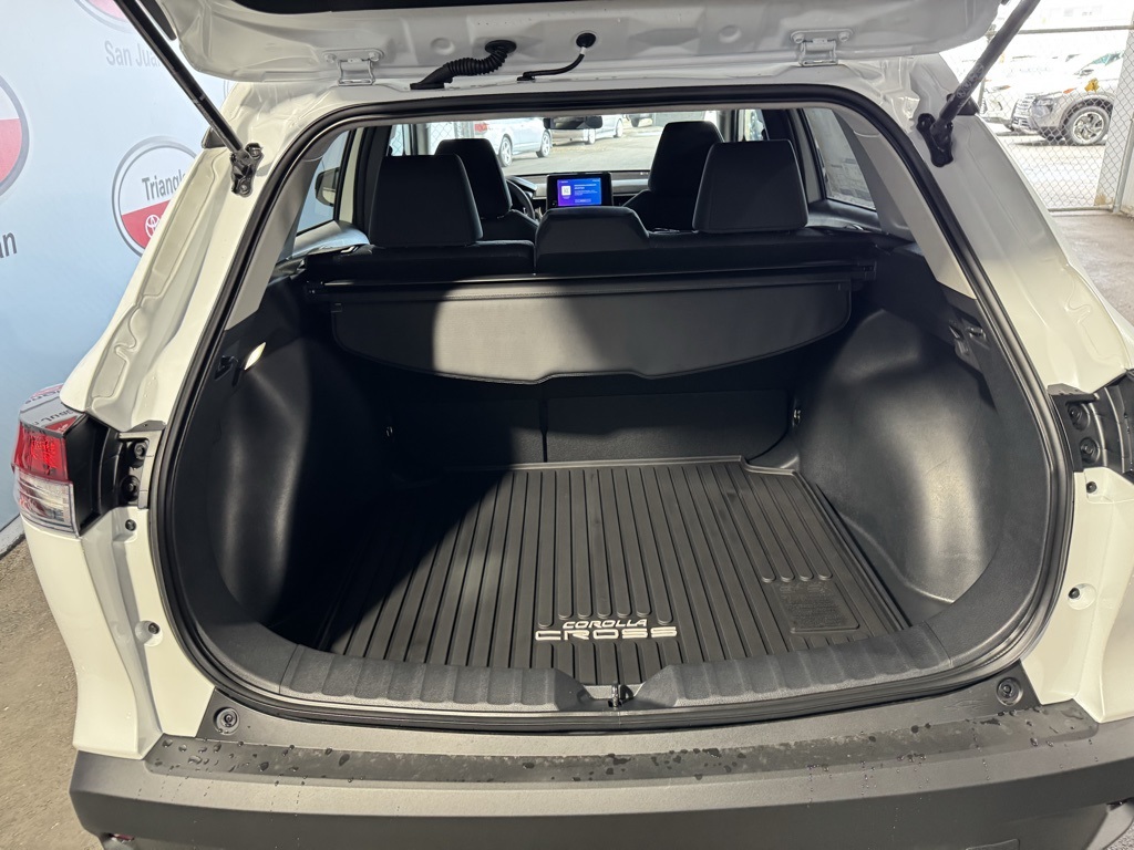 Thumbnail: 2026 Toyota Corolla Cross - 25