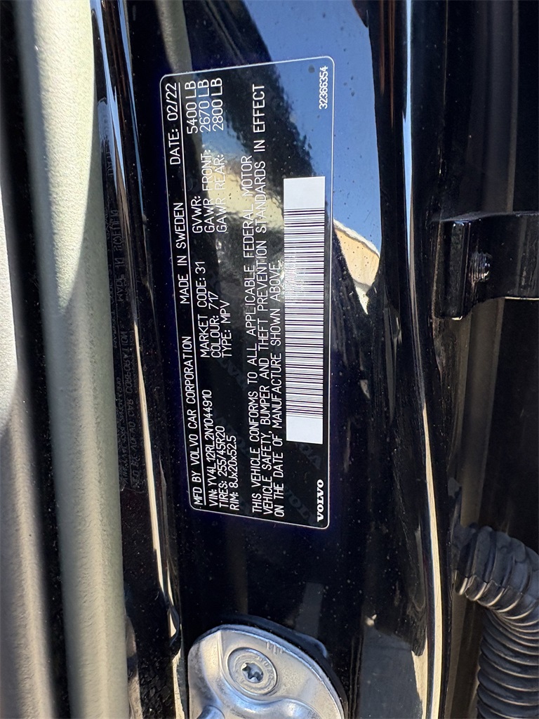 2022 Volvo XC60 B5 Inscription Black at Ultimate Motorsports