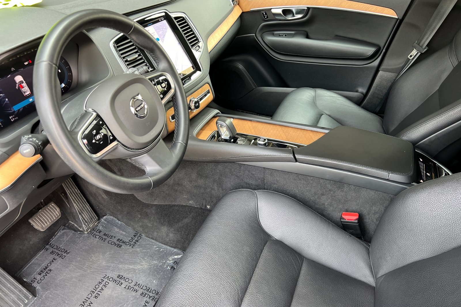 2023 Volvo XC90 Plus - Photo 12
