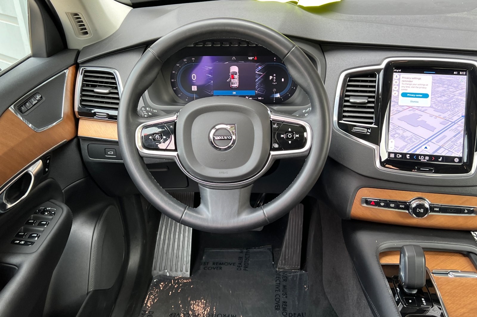 2023 Volvo XC90 Plus - Photo 16