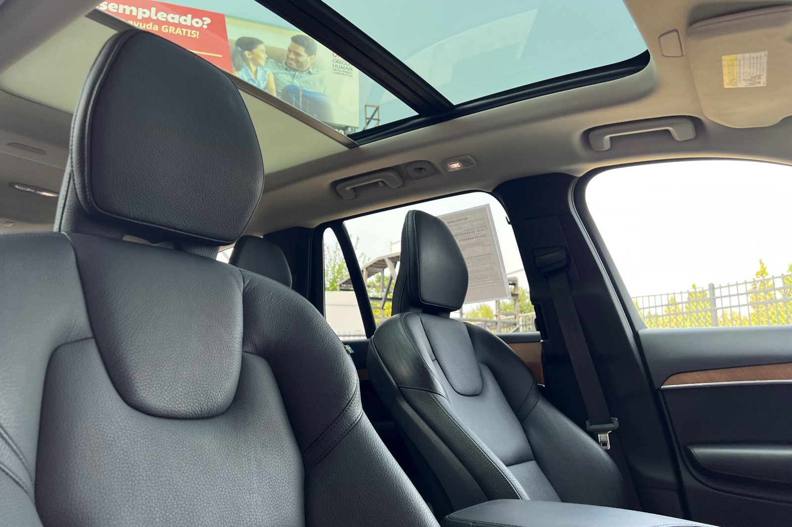 2023 Volvo XC90 Plus - Photo 19