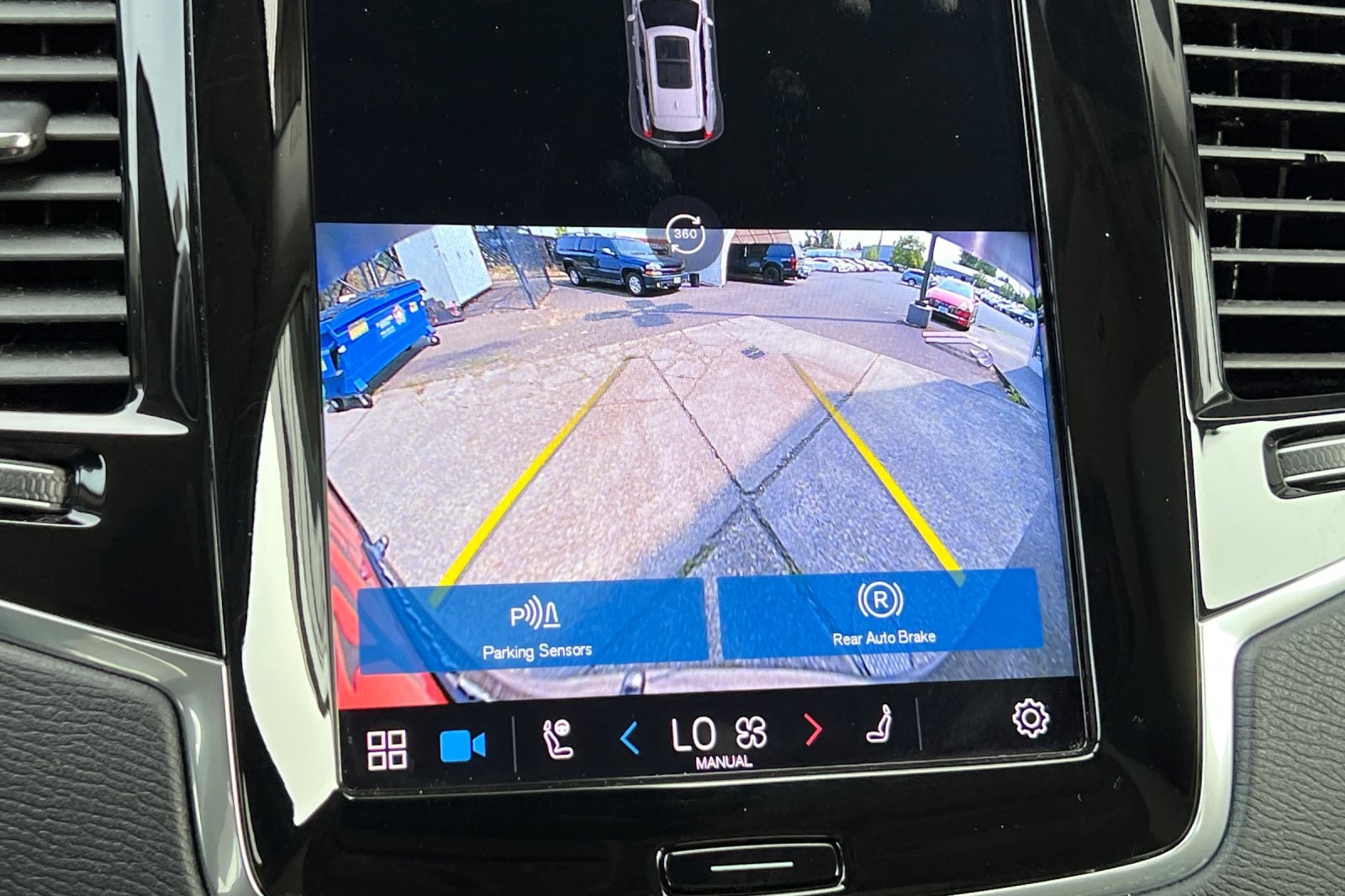 2023 Volvo XC90 Plus - Photo 21