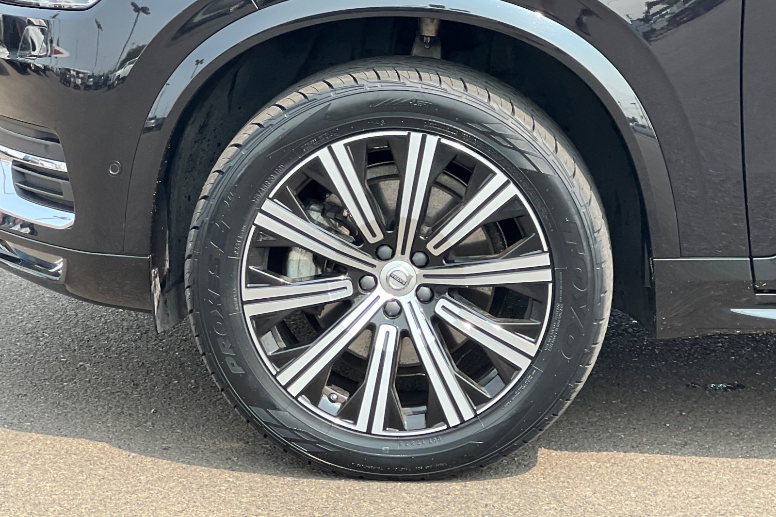2023 Volvo XC90 Plus - Photo 27