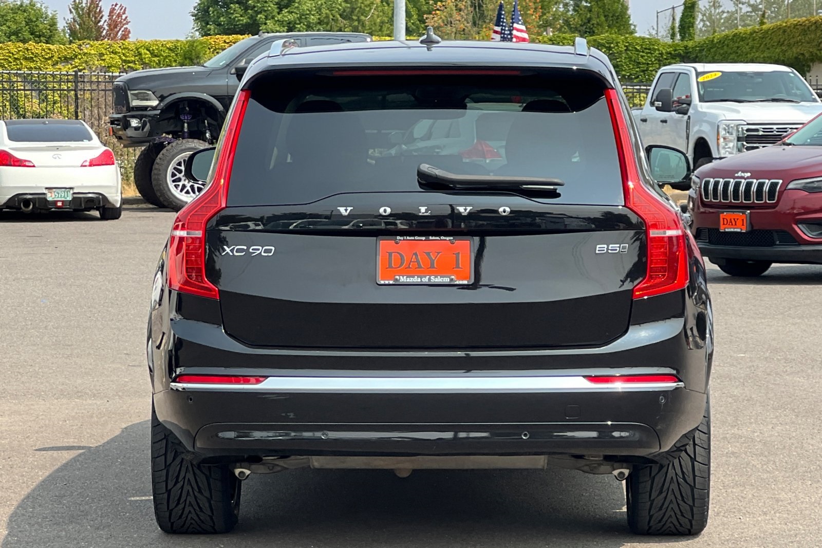 2023 Volvo XC90 Plus - Photo 6