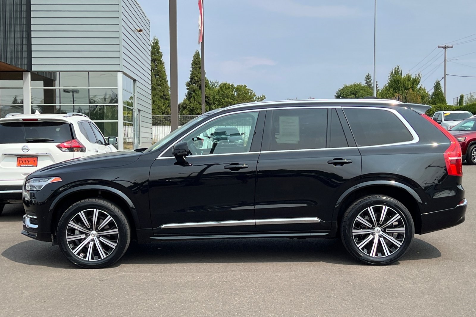 2023 Volvo XC90 Plus - Photo 9