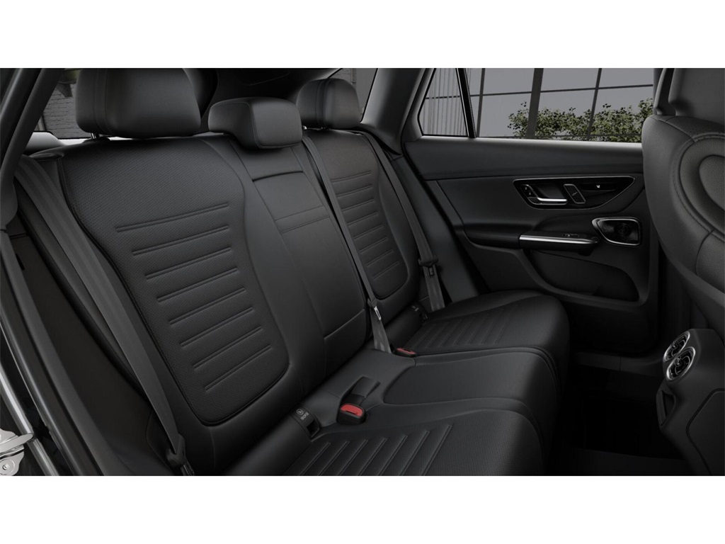 2025 Mercedes Benz GLC 300 4MATIC photo 5