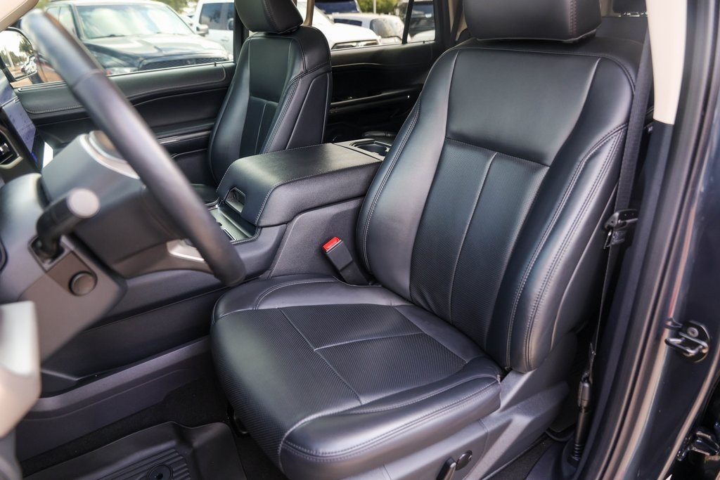 Used Car 2024 Ford Expedition  Xlt For Sale Under $50,000 In Austin, Texas