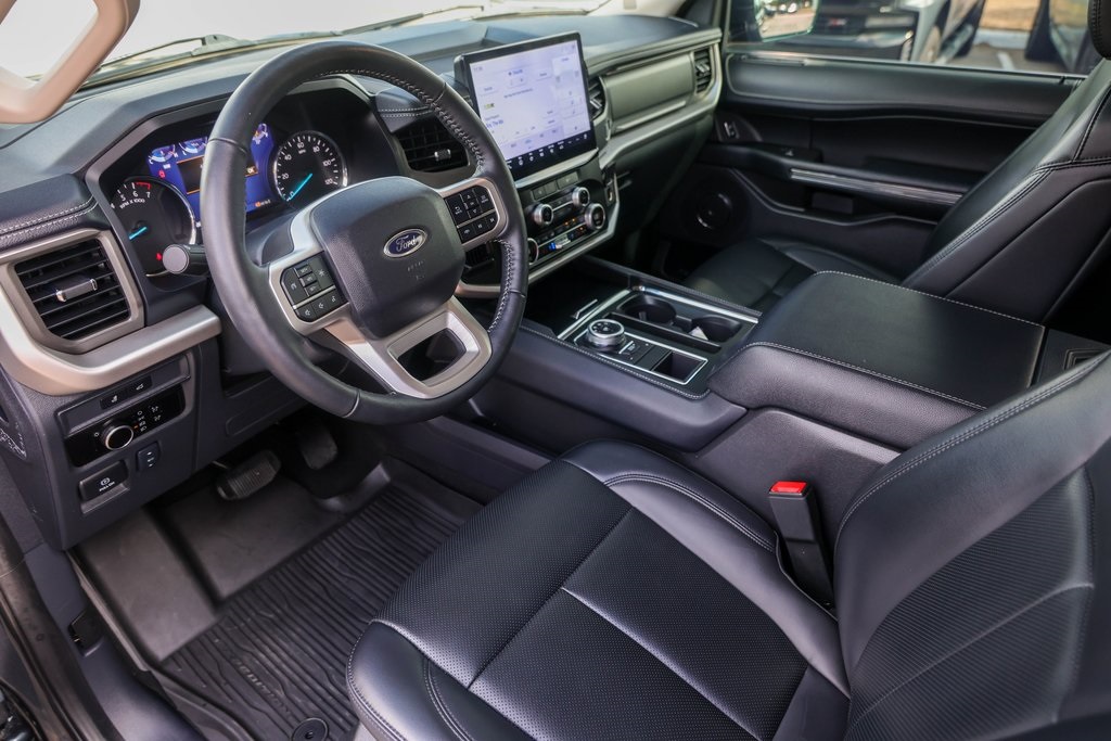 Used Car 2024 Ford Expedition  Xlt For Sale Under $50,000 In Austin, Texas