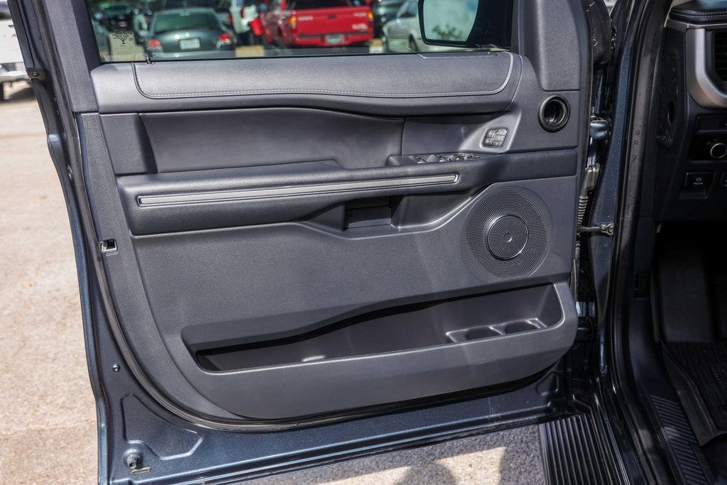 Used Car 2024 Ford Expedition  Xlt For Sale Under $50,000 In Austin, Texas