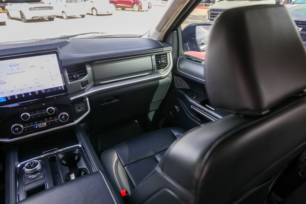 Used Car 2024 Ford Expedition  Xlt For Sale Under $50,000 In Austin, Texas