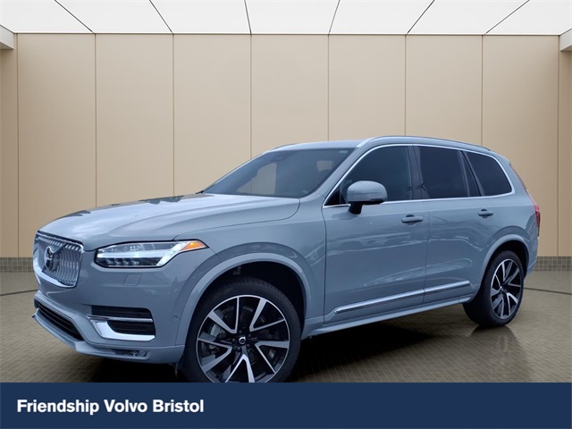 2025 Volvo XC90 B6 Plus Bright Theme 7-Passenger AWD