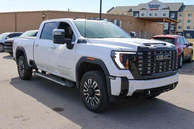 2025 GMC Sierra 2500HD Denali Ultimate Crew Cab 4WD