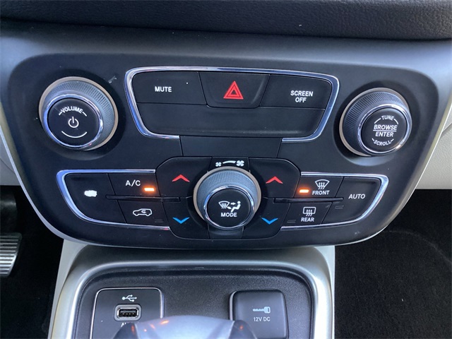 Used Car 2018 Jeep Compass  Latitude For Sale Under $15,000 In San Antonio, Texas