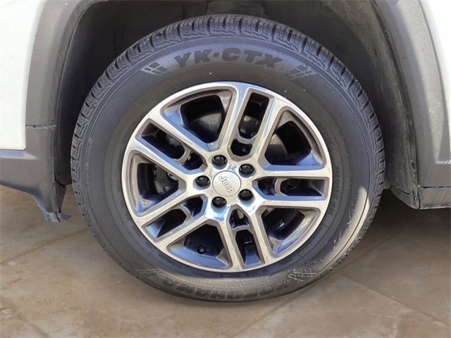 Used Car 2018 Jeep Compass  Latitude For Sale Under $15,000 In San Antonio, Texas