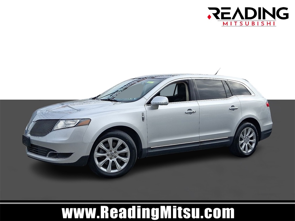 2013 Lincoln MKT FWD