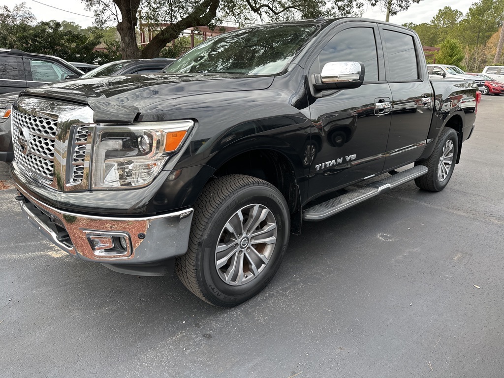 2018 Nissan Titan SL Crew Cab 4WD