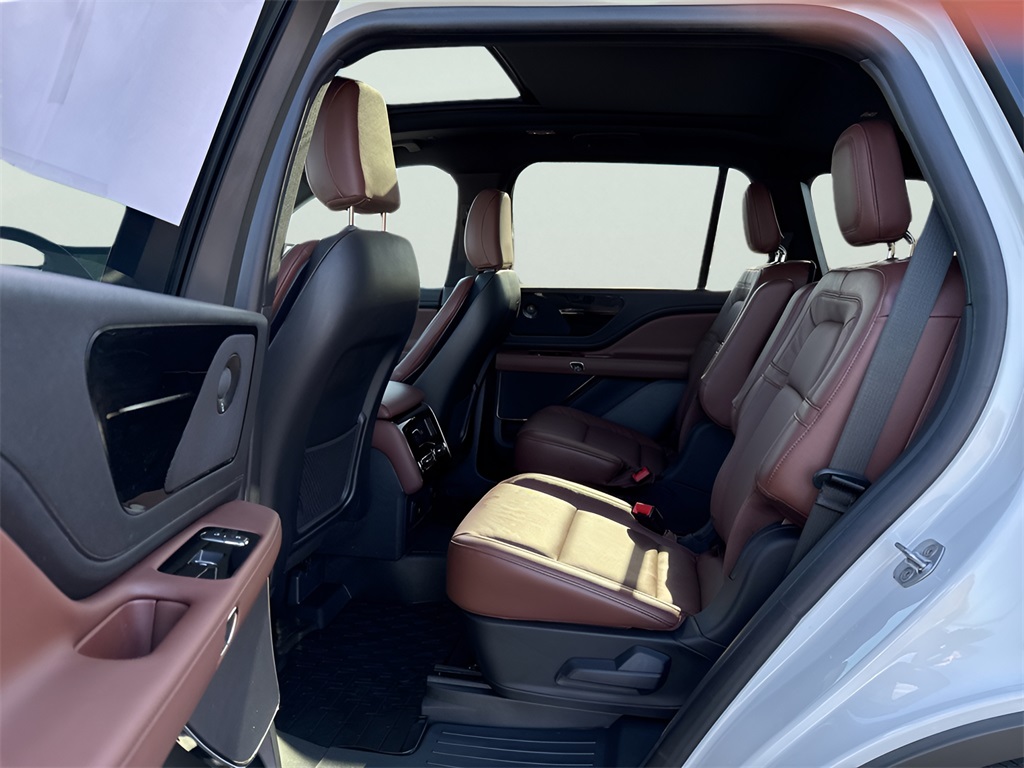 2025 Lincoln Aviator