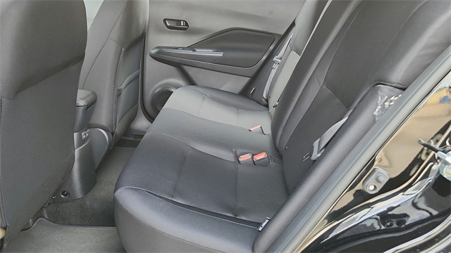 2025 Nissan Kicks Play