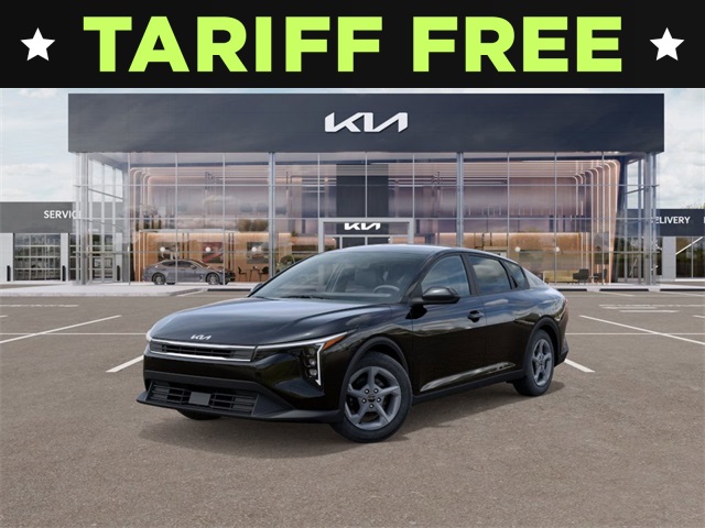 2025 Kia K4 LXS photo 2