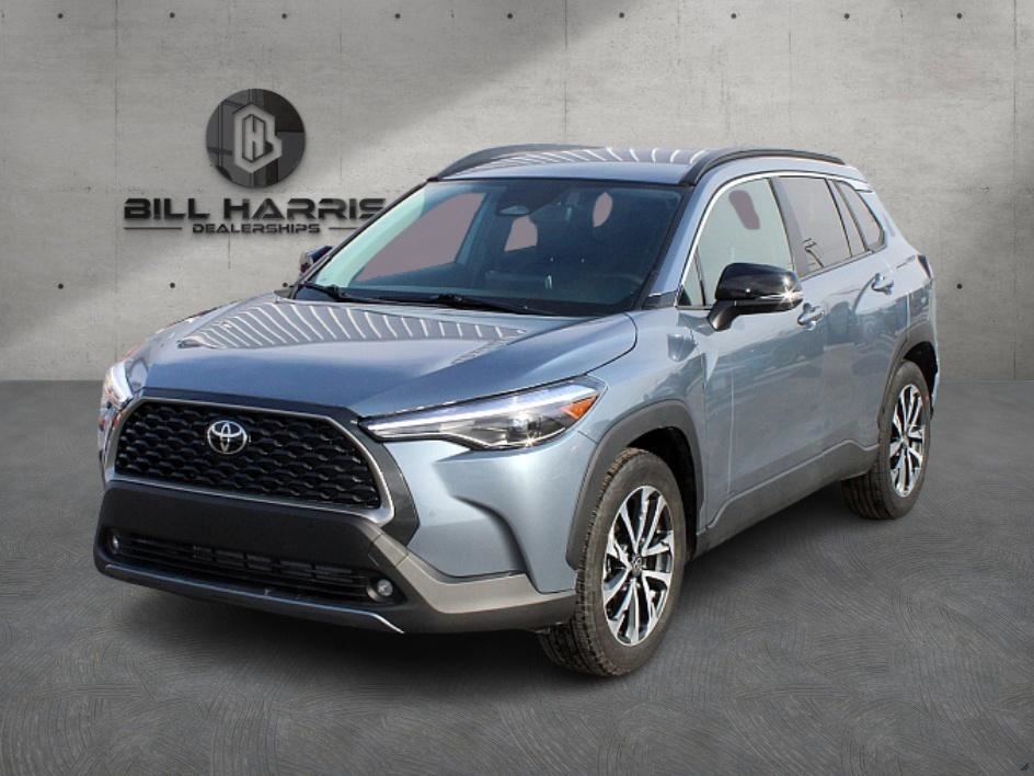 2025 Toyota Corolla Cross XLE FWD